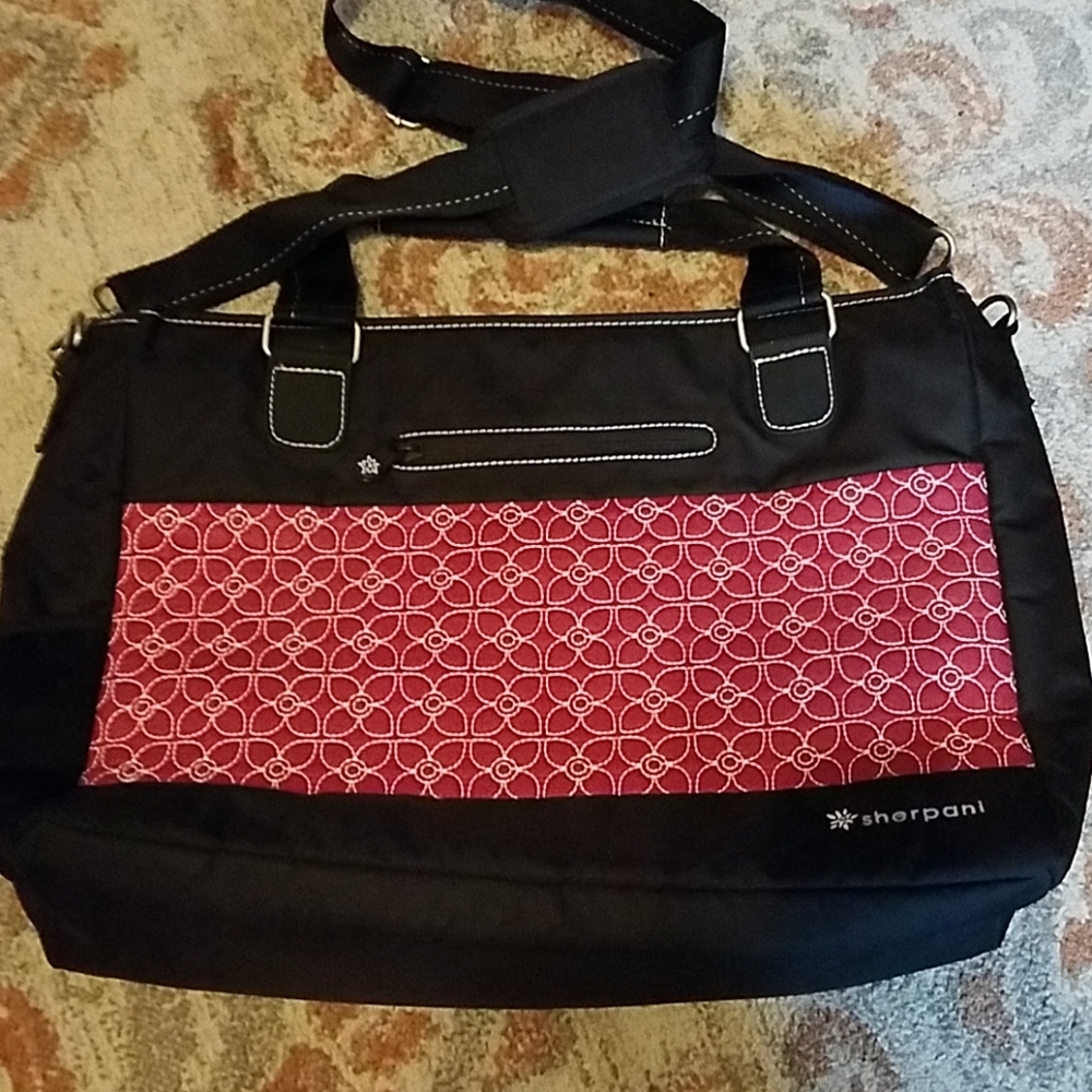 Sherpani bag